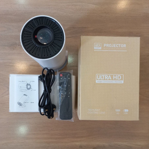 ویدئو پروژکتور پرتابل HY300 کیفیت Ultra HD